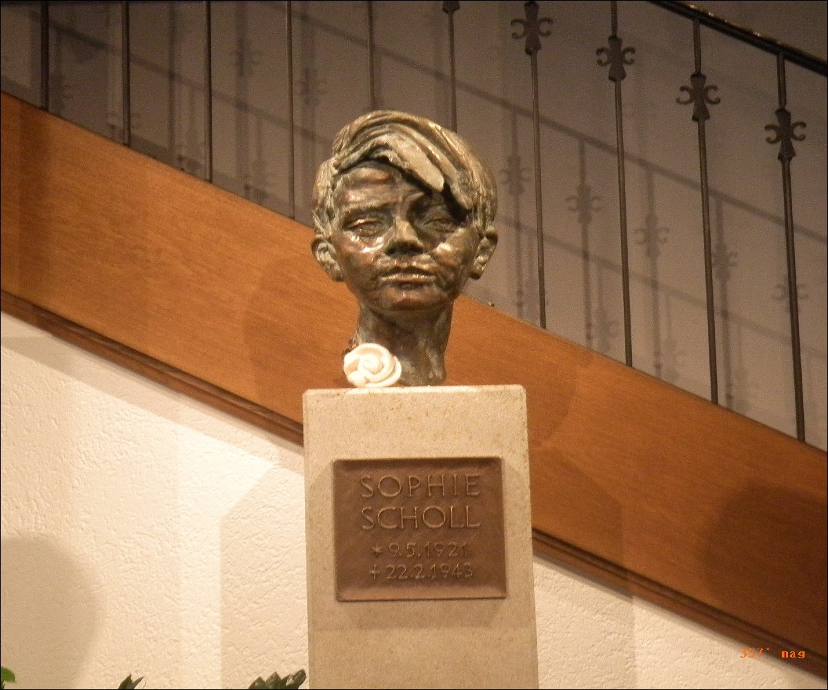 Büste Sophie Scholl, Rathaus Forchtenberg