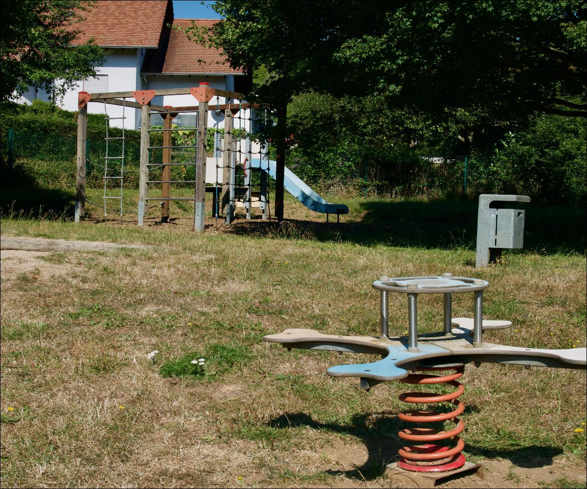 Spielplatz im Born Eibach 3
