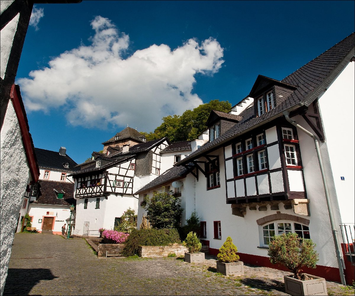 Historischer Ortskern Blankenheim mit Ahrquelle