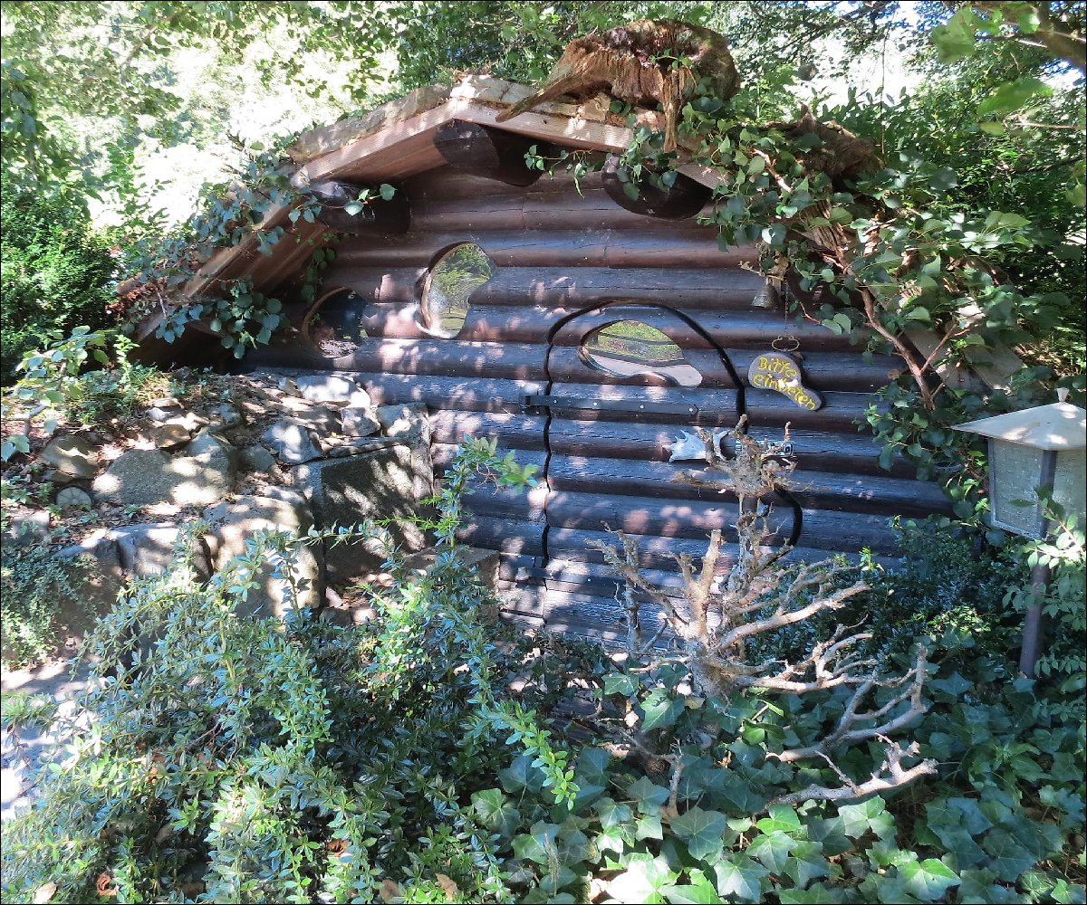 Hobbit-Hütte2_Herschbach