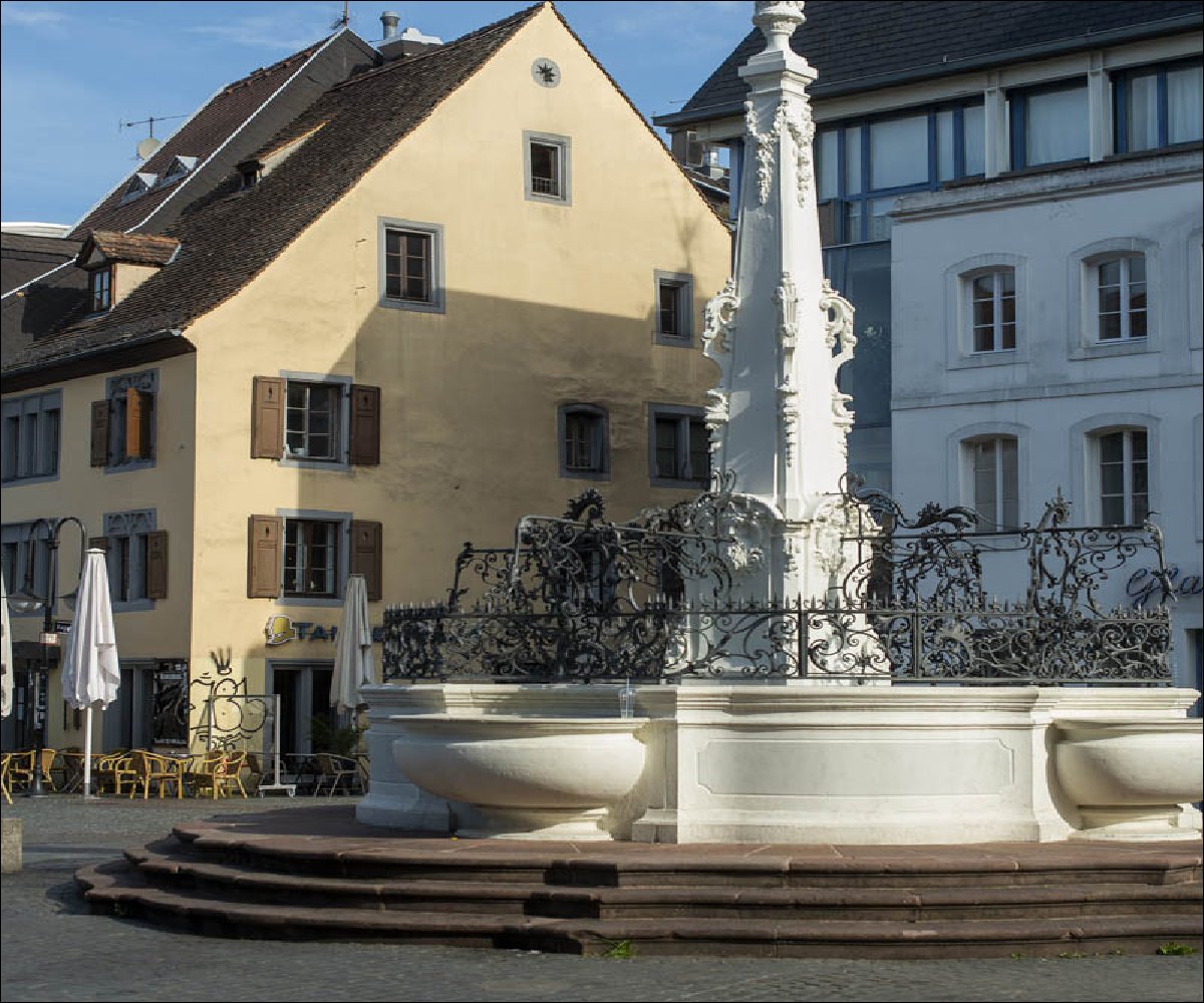 Brunnen am Sankt Johanner Markt