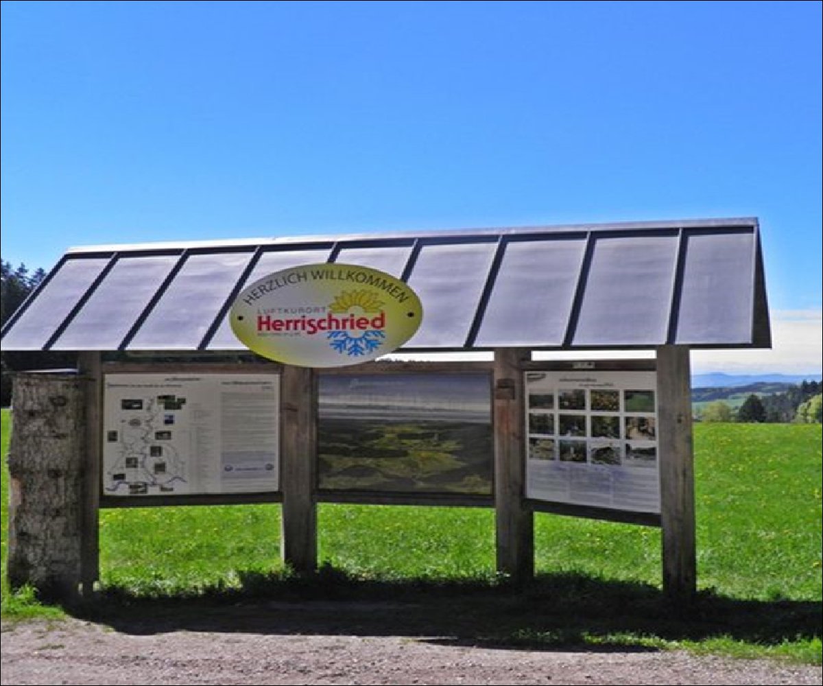 Infotafel-Steinernes-Kreuz