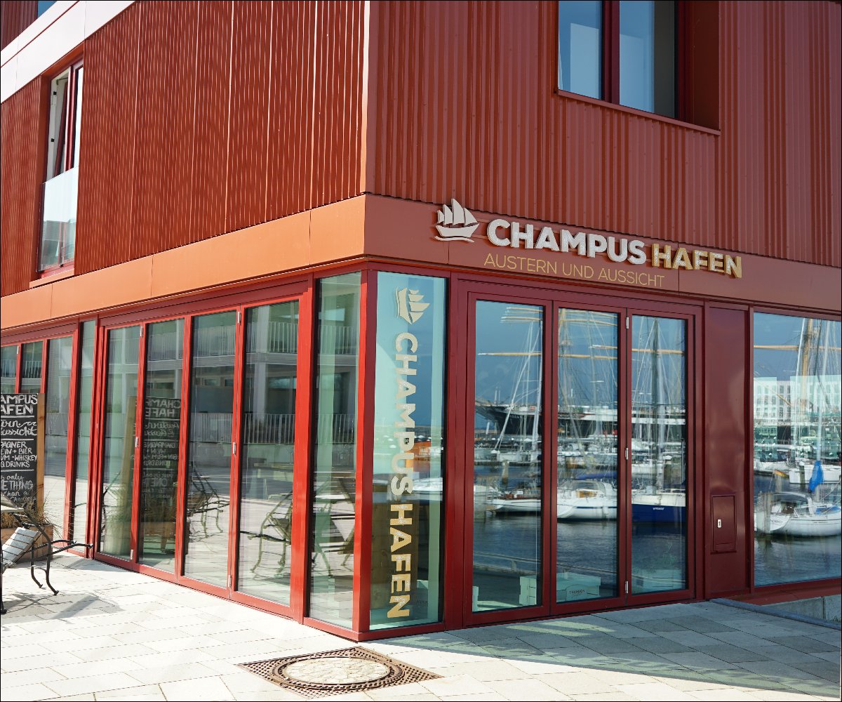 Champus Hafen.JPG