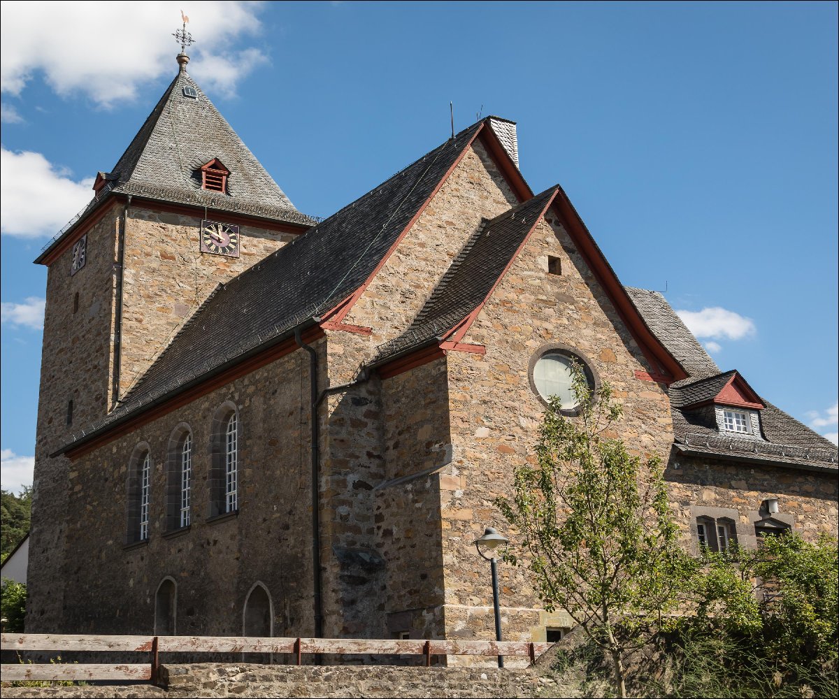 Evangelische Kirche Ballersbach 1