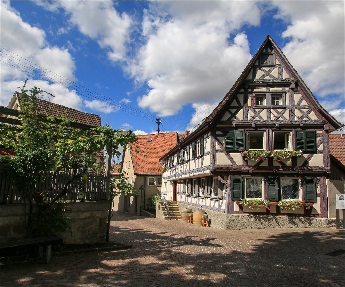 Weinstube Sonne | historische Altstadt Lauffen am Neckar | HeilbronnerLand