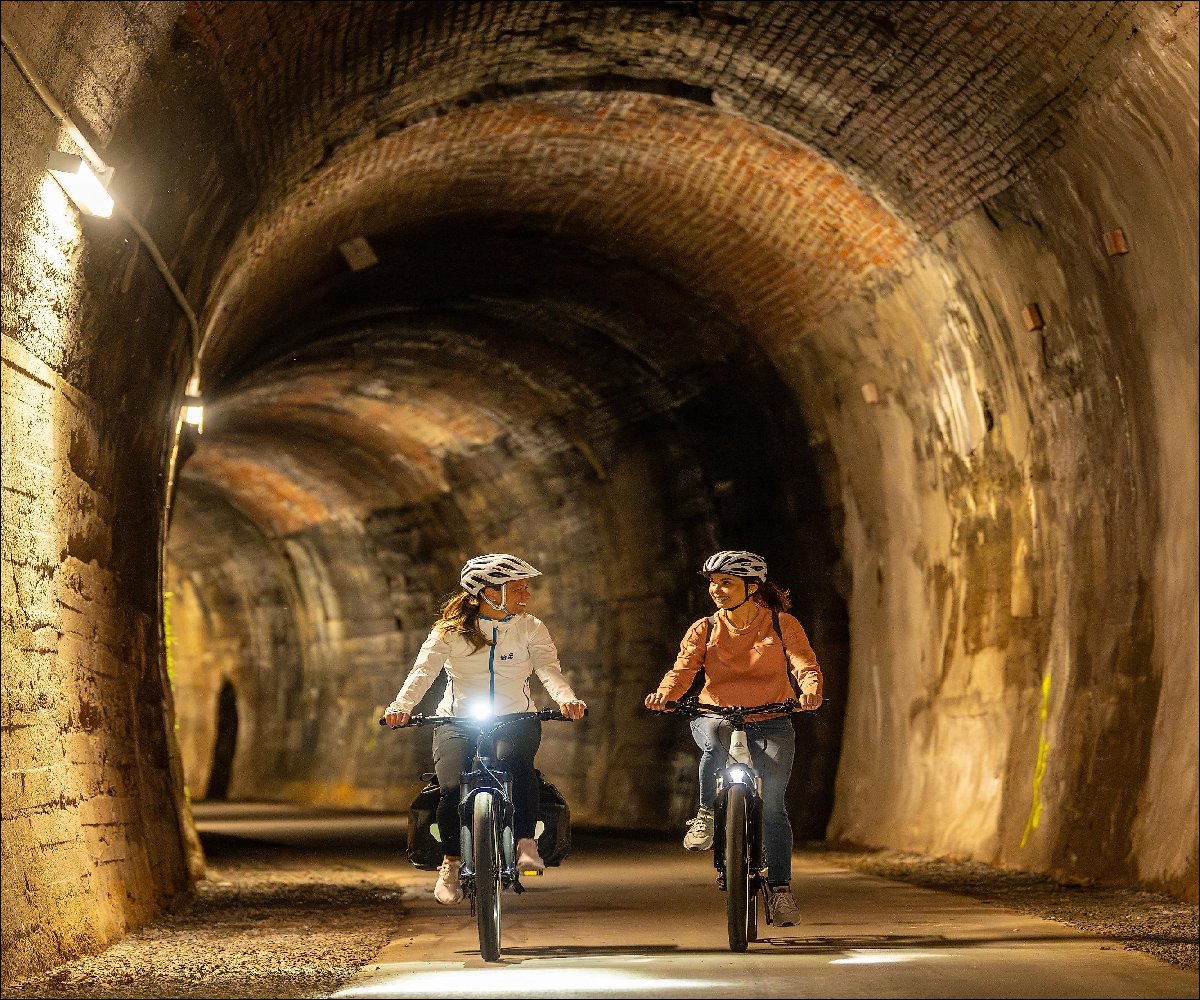 Bleialf Tunnel - Alter Bahnhof