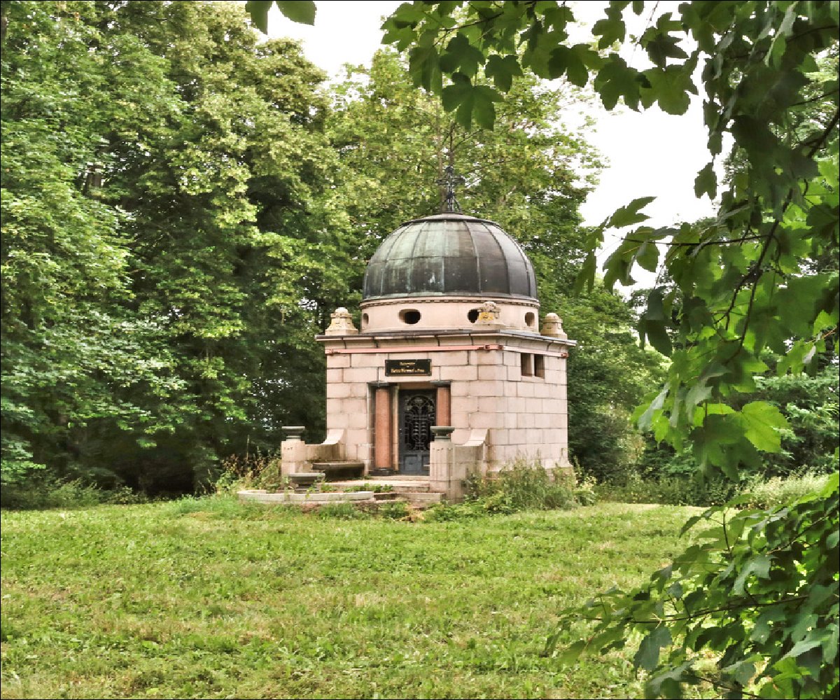 Mausoleum Pohnstorf