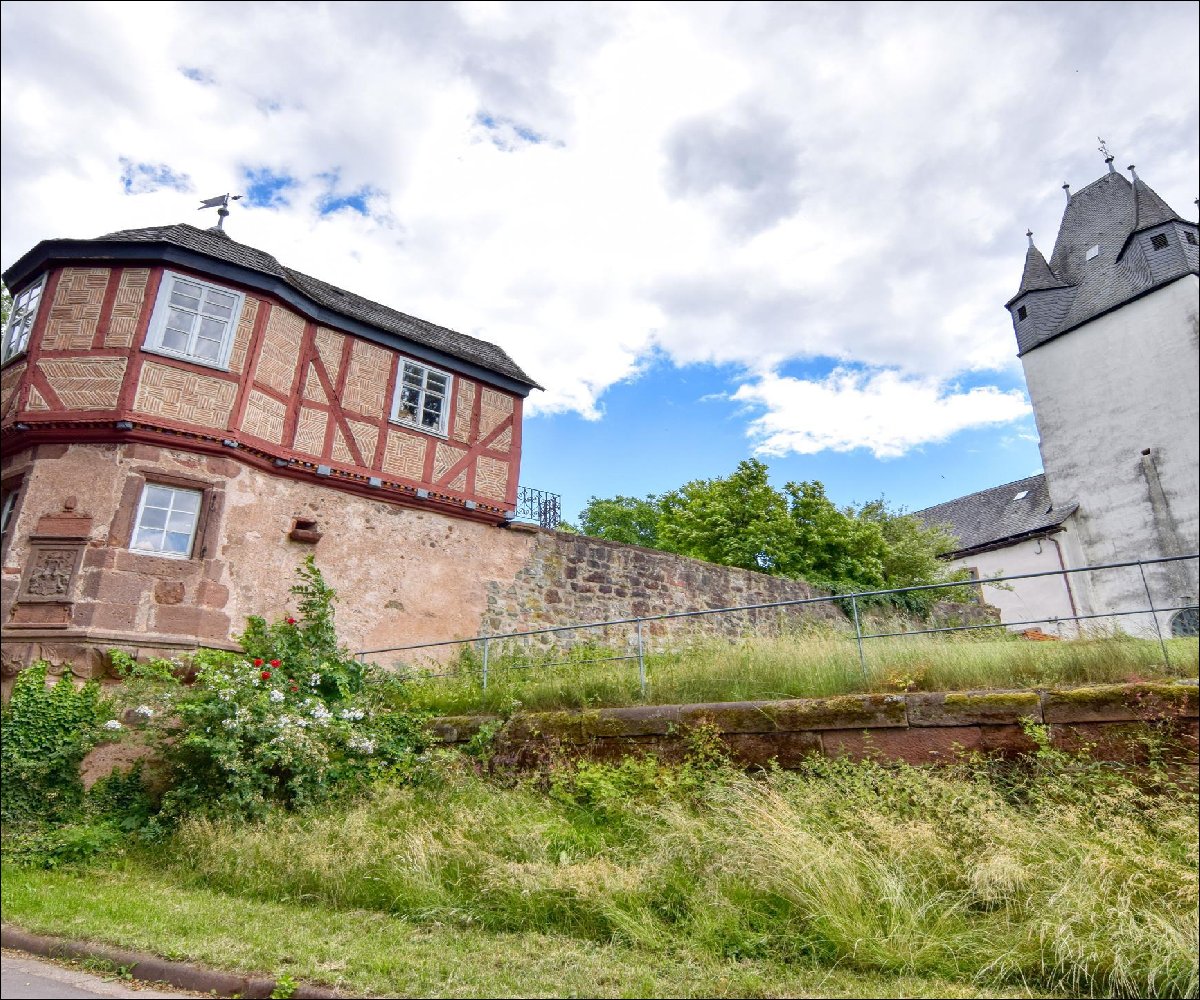 Schloss Amönau mit Rapunzelturm
