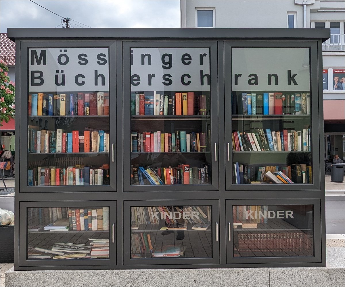 Bücherschrank Bahnhofstraße