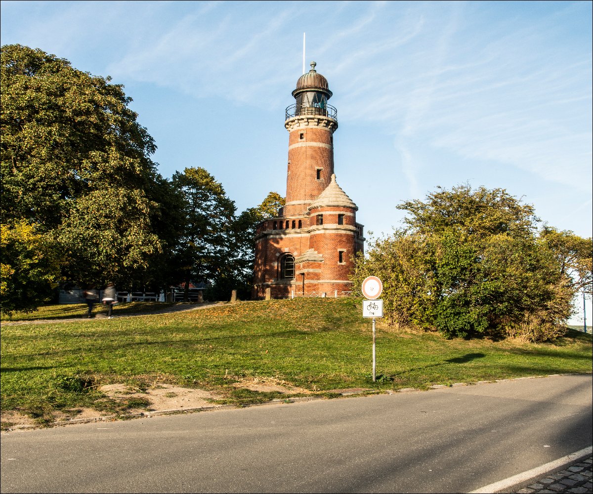 Kiel_Leuchtturm_Holtenau-1_1